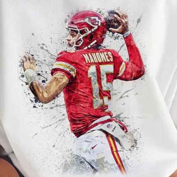 Sweatshirt Patrick Mahomes Poster Kansas City Chiefs Sweatshirt Mahomes 05 - Picture 2 of 5